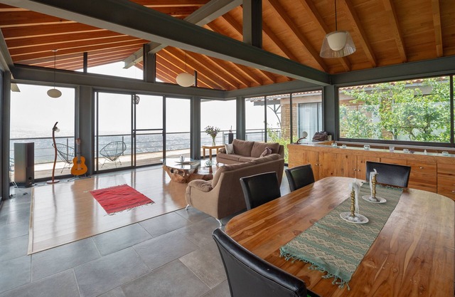 Suite Arbolada: sleep in the forrest with direct access to the pool