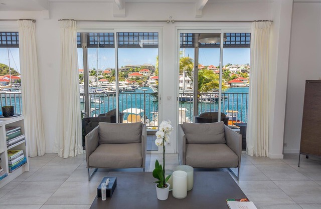Suite Harbour (3 bedrooms)