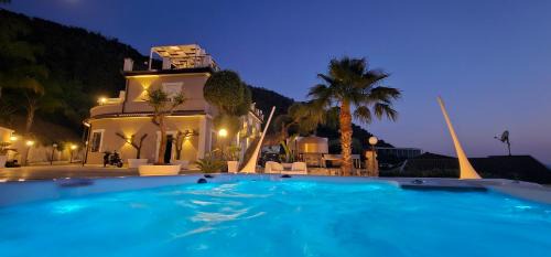 Suite Pizzo jacuzzi rooms