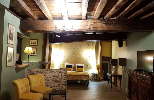 Suite with individual SPA "Seigneurial Suite