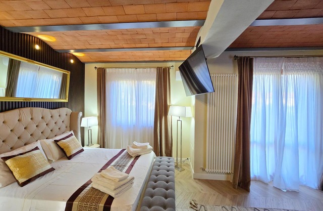 Suite with private outdoor space and garden view