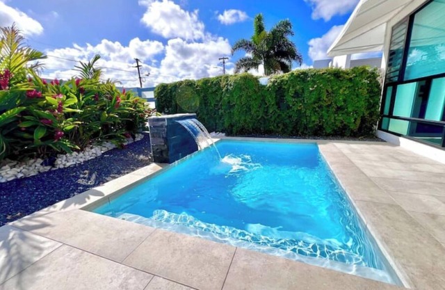 Suite with private pool