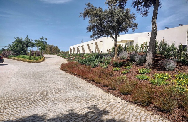 Suites Sunny Hill fur einen wunderbaren, unbeschwerten Urlaub in der Algarve