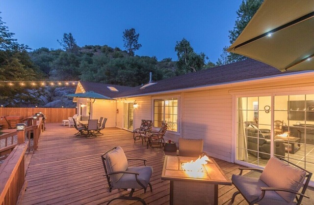 NEW LISTING! Sullivan House with Spa Near Yosemite