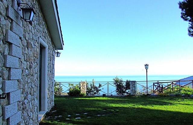 Ferienhaus mit Pool und atemberaubenden Blick, Gargano-Nationalpark