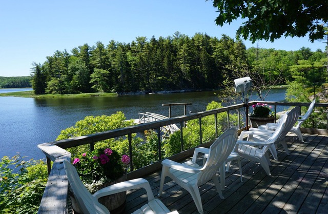 Sommer Home mit Deep Water Frontage und Dock