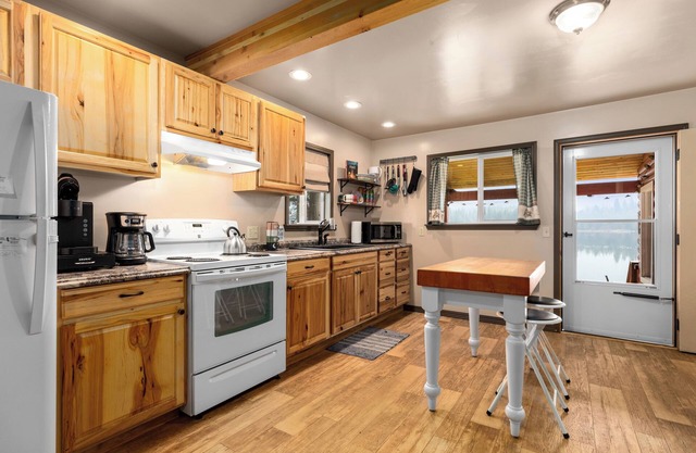 Summer is the perfect time to book The Cabin on Savage Lake with Mountain Views