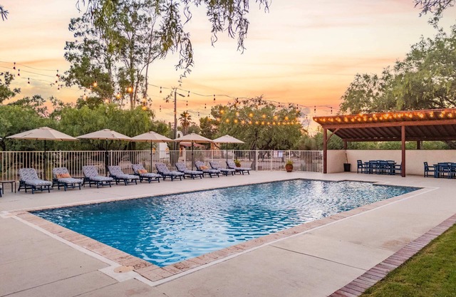 Summer Low Rates-Pool, Pickleball, BBQ Solana #1