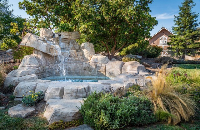 Sommer Ort! - Wasserfall Spa! - Neues Eigentum!