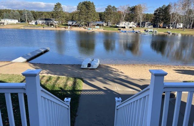 Summer Sands Silver Lake Cottage- beach front property