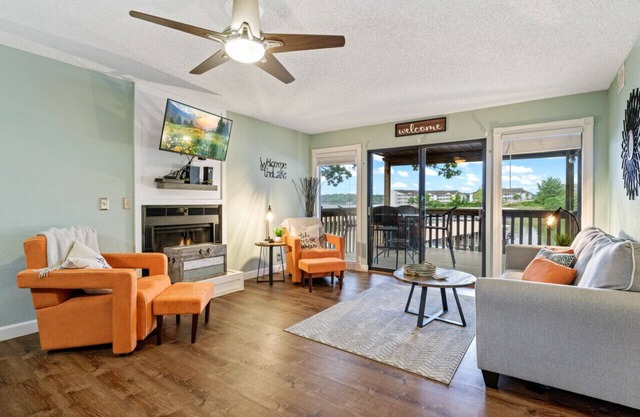 Summer Serenity Waterfront Condo!- Indoor Pool!