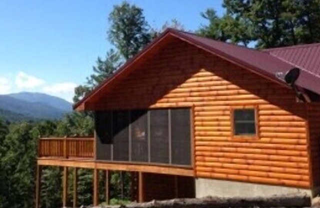Sommertraum Log Cabin Nähe Luray- ein neues Luxus-Blockhaus