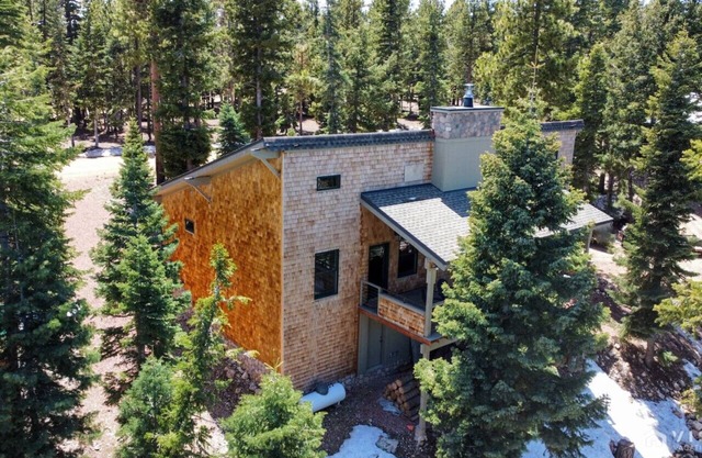 Summit Pines Hideaway - Amazing Mountain Views!