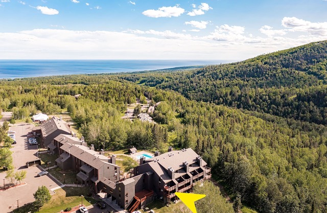 Vista Views - PROMO: Book 2 Nights + 2 Free