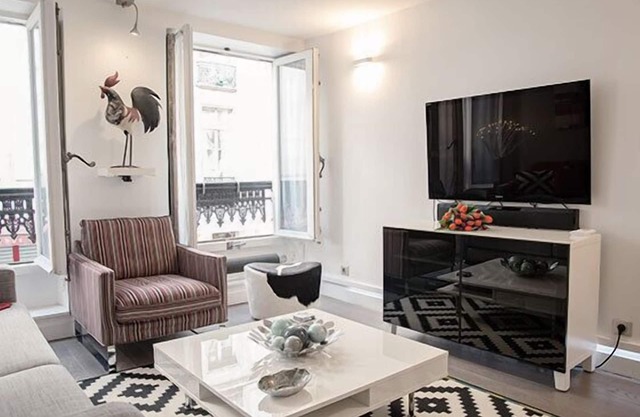 Luxuriöses Einfamilienhaus, 2BR / 2 BA in St. Germain