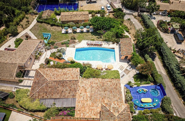Prächtige provenzalische Villa – Grimaud Hills – 12BR/24P