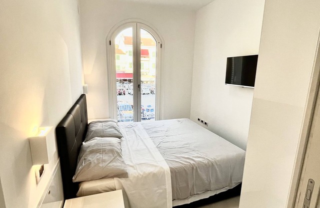 Sun beach apartment