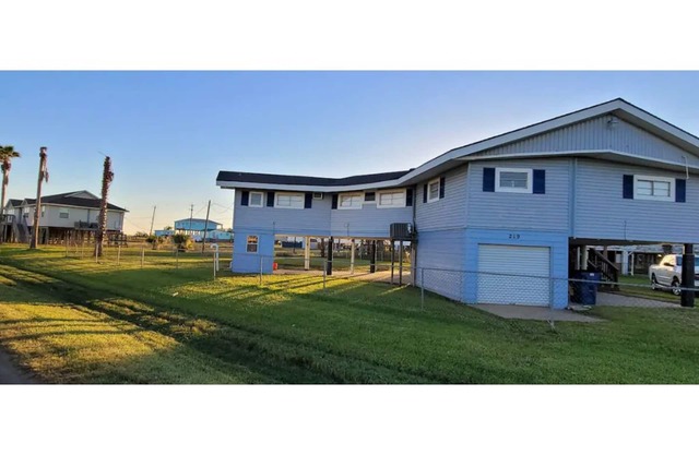 Sun Crest Villa, NEWLY REMODELED!!