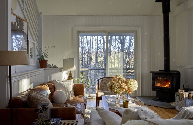 Sun-drenched upstate escape