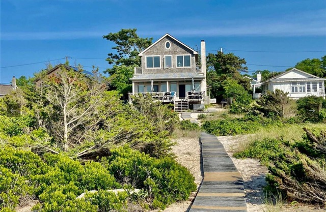 Sonnige 4-BR Haus, umgeben von Dünen, Strand, Uferviertel und spektakuläre Sonnenuntergänge