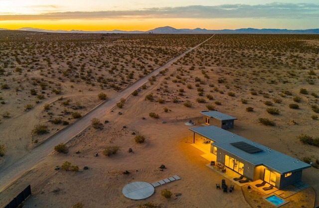 Sun Gold | Secluded> Breathtaking Sunsets> Unique
