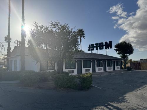 Sun Leisure Motel