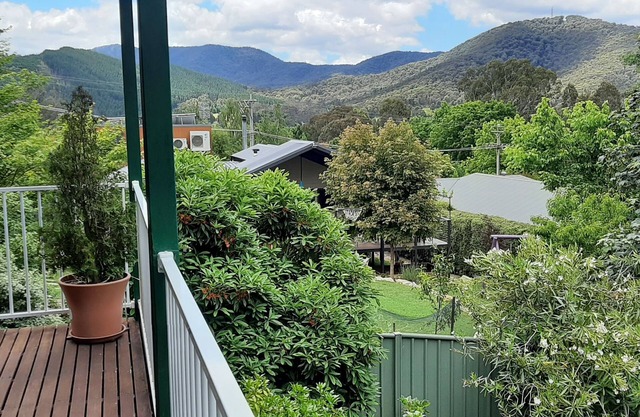 Sun Peaks in Bright, Haus mit Ausblick