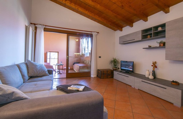 Suna Beach Apartment, Verbania, Italy