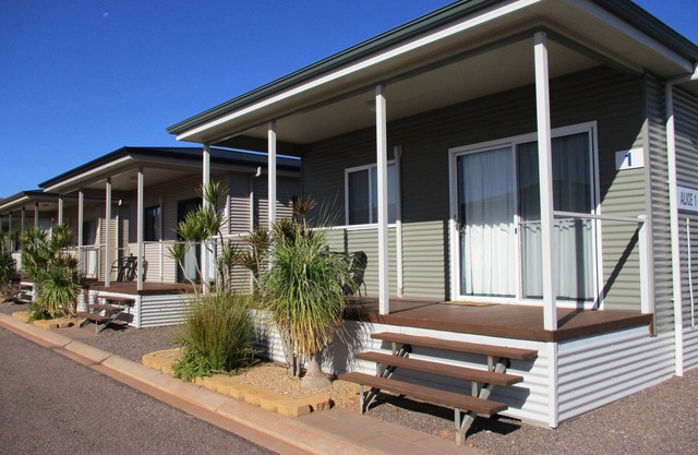 Sundowner Cabin and Tourist Park