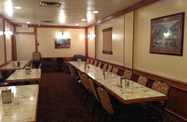 Sundre Motor Inn