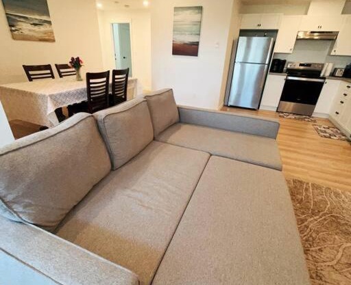 Sunflower Brandnew Cozy Private Suite