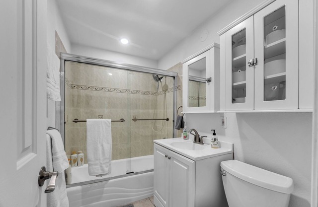 Sunny 3BR Cali Comfort Stay