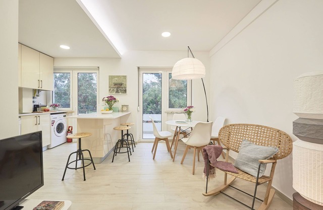 Sunny Apartment w/ Amazing Balcony, by TimeCooler