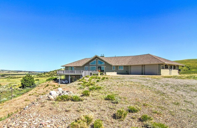Sunny Big Timber Retreat w/ Spacious Deck!