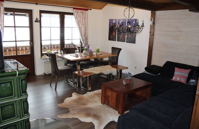 Sonnige komfort Ferienwohnung im Landhausstil neu renoviert mit Infrarotsauna