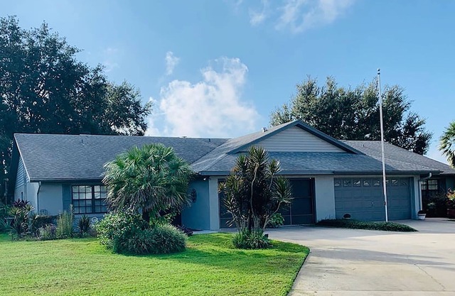 Sunny Florida Retreat - 30+ days stay required