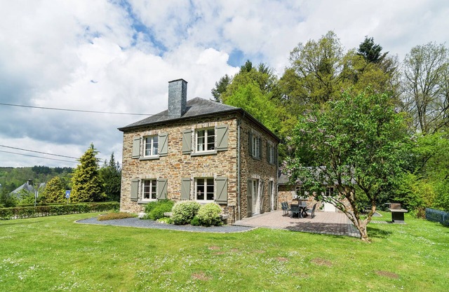 Ferienhaus in Alle Sur Semois mit Garten