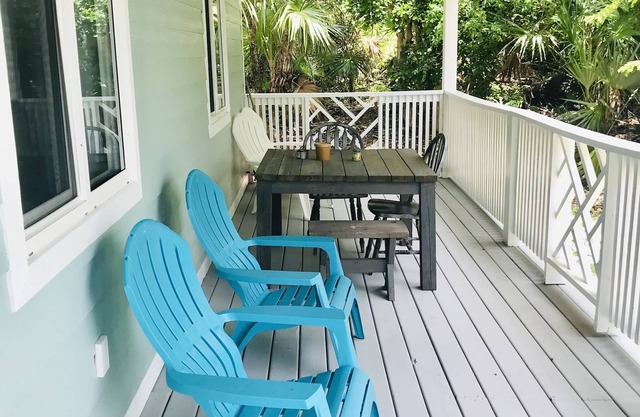 Brandneu! Sunny Haze Cottage - Twin Beach zu Fuß erreichbar