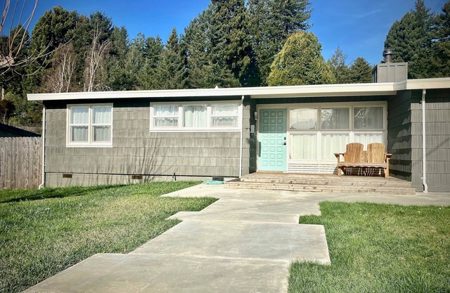 Sunny Mid-Century Gem