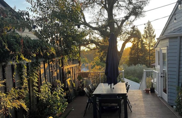 Sunny Montclair Retreat: Charming 3 Bedroom Home.nn