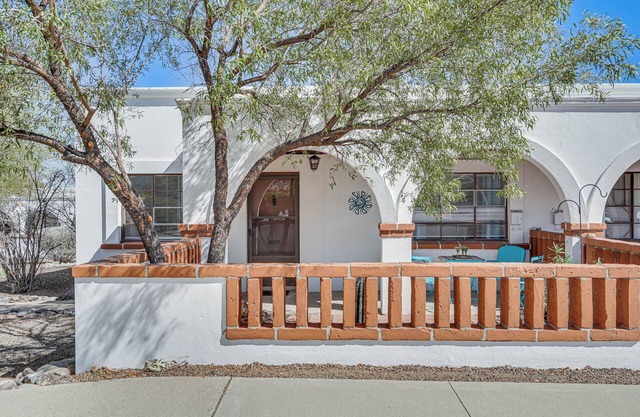 Sunny Retreat w/ Private Patio in Green Valley!