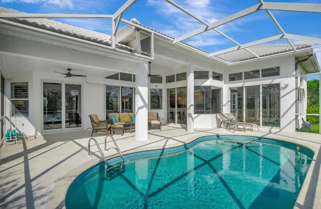 Sunny Retreat with Private Pool in North Naples