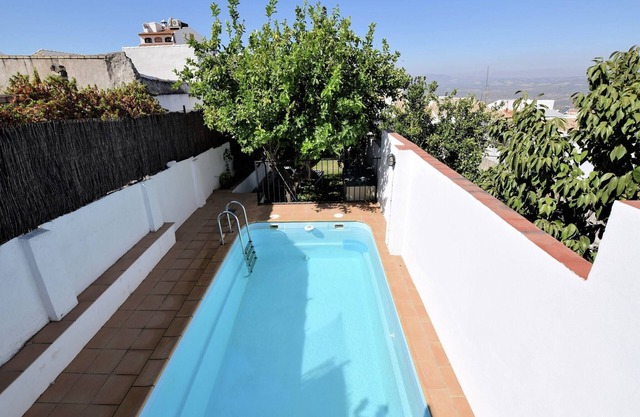 Ferienhaus in Rute mit Privatpool