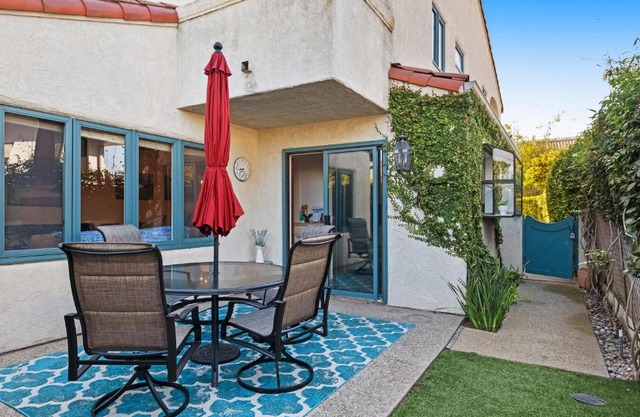 Sunny's Santa Barbara Beach House