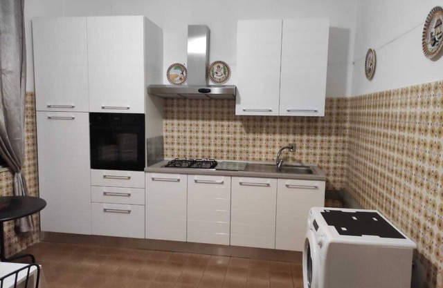 Remarkable 3-bed House in San Pier Marina
