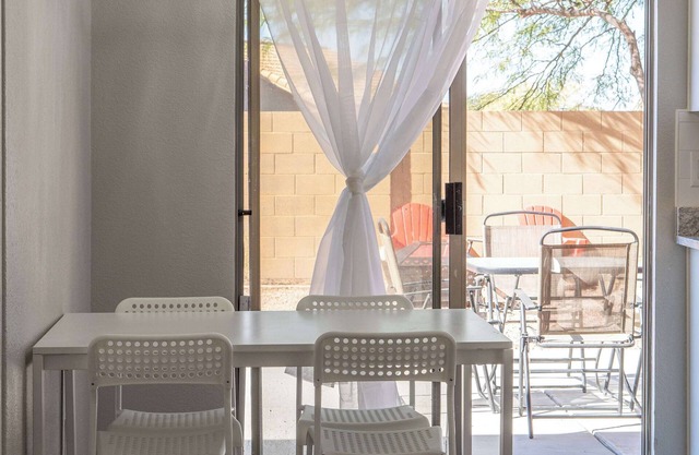 Sunny Southwest Escape: Perfect for January Fun