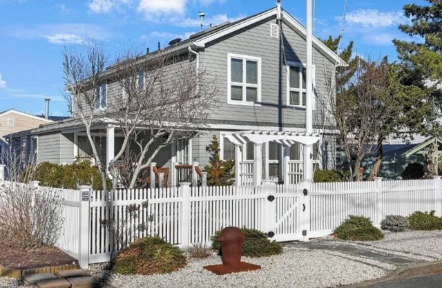 Sunny Surfside Oasis