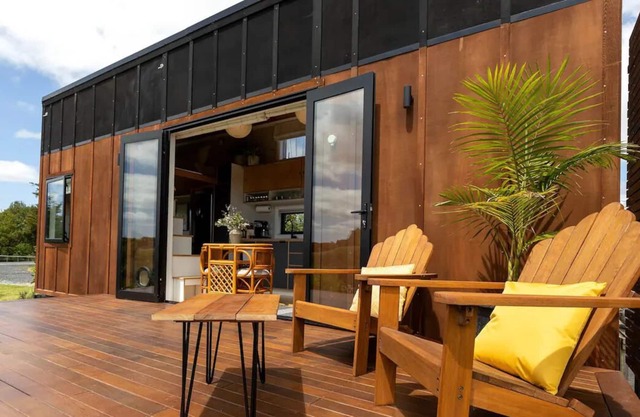 Sunny Tiny Home in rural Mangawhai