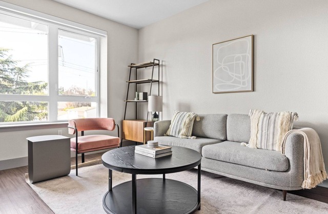 Sunny Walnut Creek 1BR w/ Gym, Pool & Spa, walk to BART, by Blueground