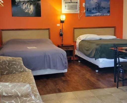 Sunparlor Motel